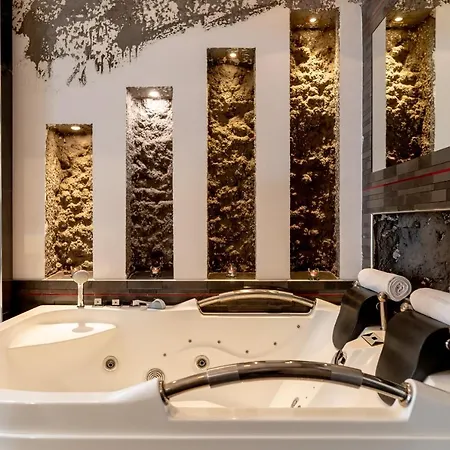 Komorowski Luxury Guest Lejlighedshotel 4*
