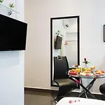 Komorowski Luxury Guest
