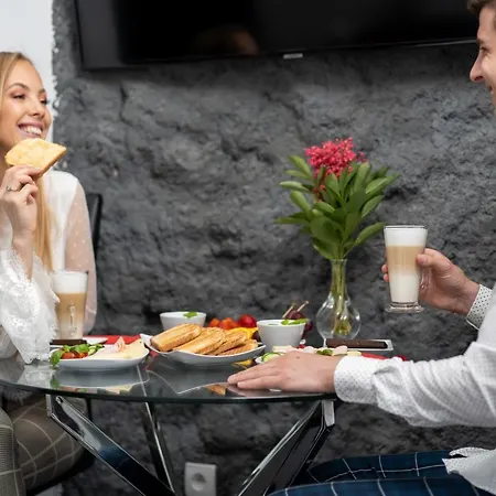 Aparthotel Komorowski Luxury Guest Cracovia