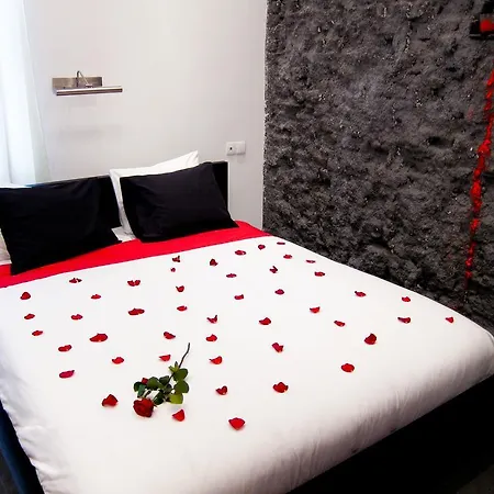 شقة فندقية غرف ضيوف كوموروفسكي لوكشري 4*