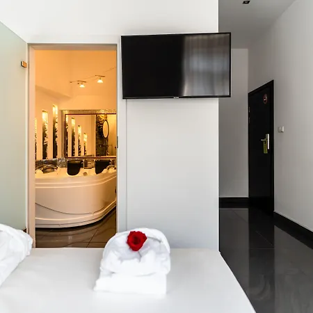 Komorowski Luxury Guest Apart-hotel