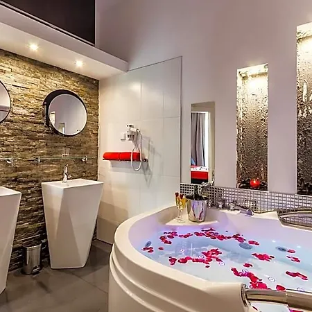 Aparthotel Komorowski Luxury Guest