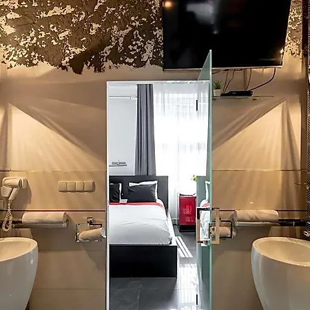 Aparthotel Komorowski Luxury Guest 4*