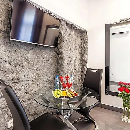 Komorowski Luxury Guest Aparthotel Krakow