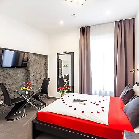 Komorowski Luxury Guest Aparthotel Krakow