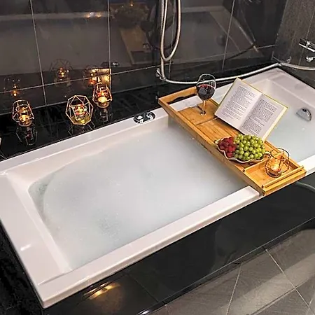 Komorowski Luxury Guest Aparthotel