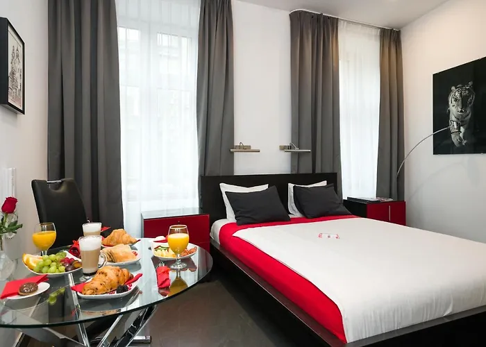 Komorowski Luxury Guest Hotel apartamentowy 4*