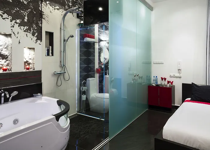 Komorowski Luxury Guest 4*