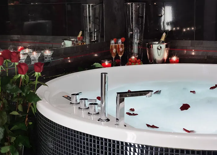 Komorowski Luxury Guest 4*