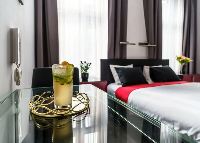 Komorowski Luxury Guest