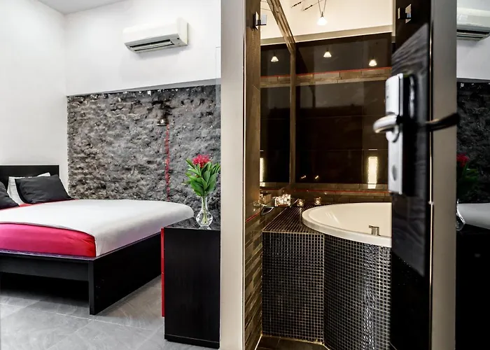 Komorowski Luxury Guest Aparthotel Krakau