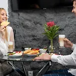 Aparthotel Komorowski Luxury Guest Krakau