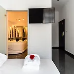 Komorowski Luxury Guest Aparthotel