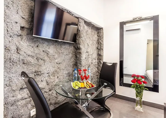 Komorowski Luxury Guest Apart Otel 4*